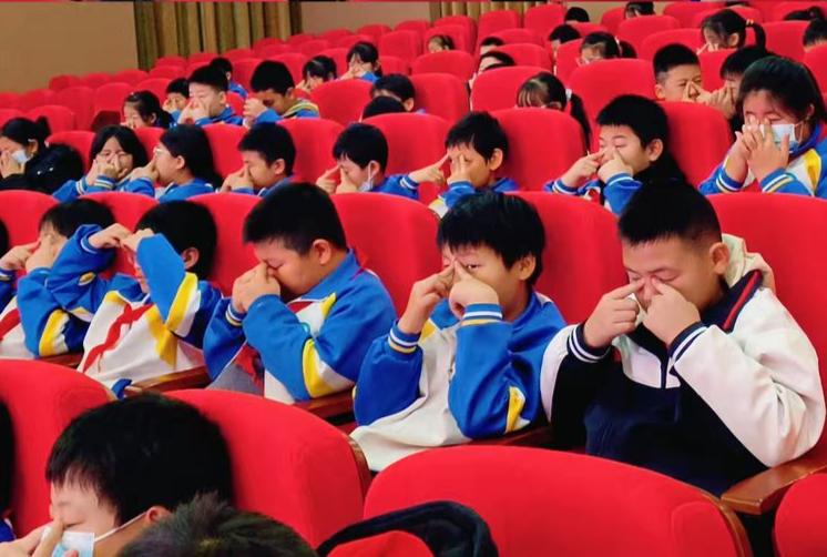 176473366029501f2613676af99cbdce19f0c3d79d2dd